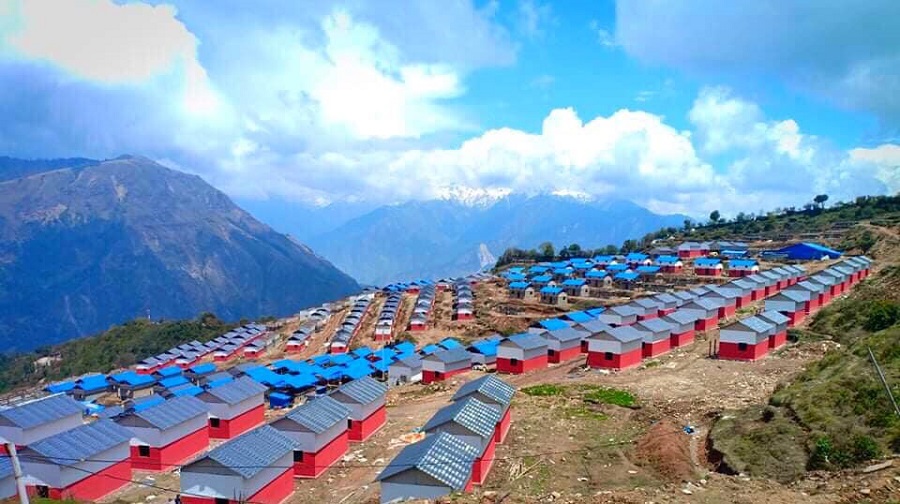 ‘लाप्राक नमुना बस्ती’ निर्माण कार्य अन्तिम चरणमा (फोटो फिचर)