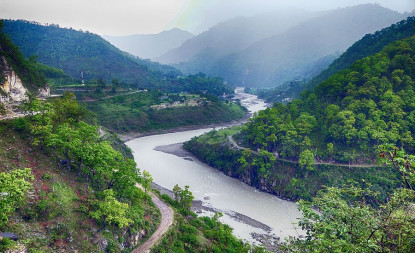 पुल बने पिरोल्दैन उर्लेको कालीले, कुहिँदैन स्याउ, ढुक्कै जान्छन् विद्यार्थी विद्यालय