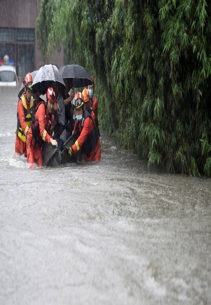 चीनको सिचुवानमा पहिरो, थुप्रै मानिस बेपत्ता भएको आशंका