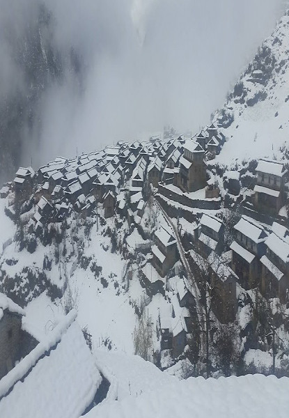 आज पश्चिमी क्षेत्रमा हल्का हिमपात र वर्षाको सम्भावना