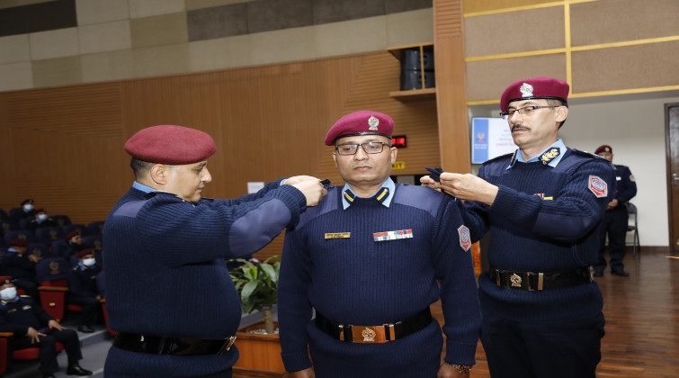 ८ प्रहरी उपरीक्षकलाई दर्ज्यानी चिह्न