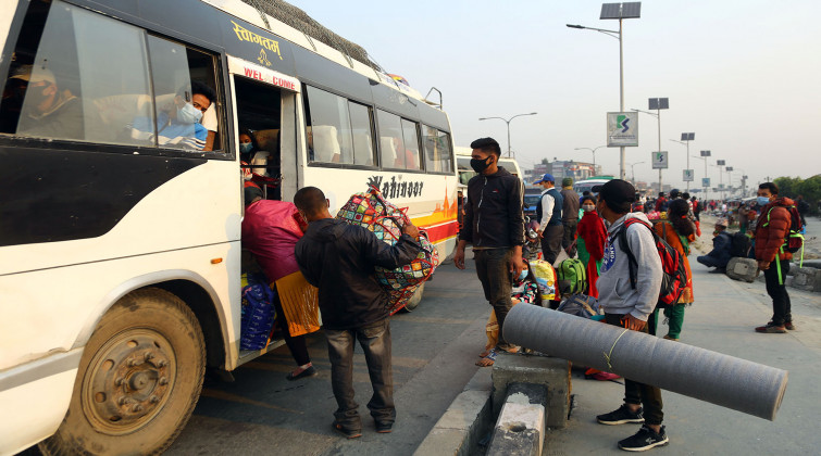 गण्डकीमा गाडी भाडा बढ्यो