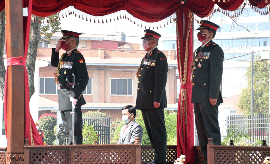 प्रधानसेनापति थापा र सेनाअध्यक्ष नरवणेबीच द्विपक्षीय वार्ता शुरु