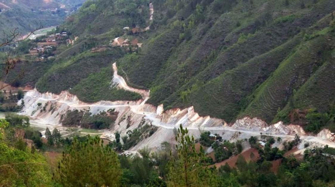 गुल्मीका अधिकांश सडक अवरुद्ध