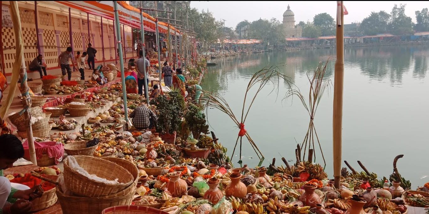 हिमाल, पहाड र तराईवासीलाई एकै सूत्रमा जोड्ने छठ पर्वको रौनकता