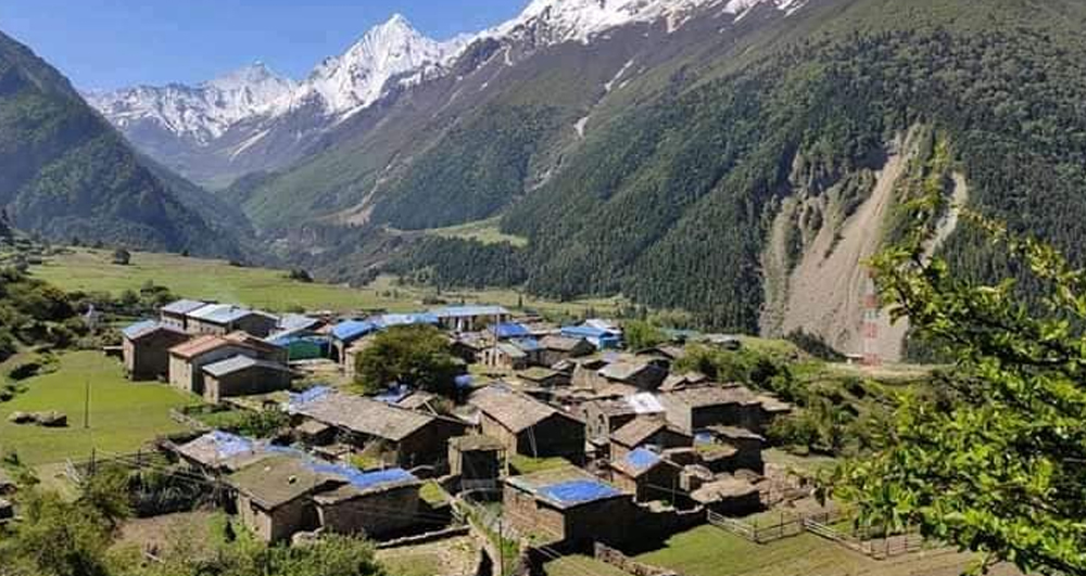 जनगणना गर्न छाङरू गएको टोली हेलिकप्टरमार्फत फिर्ता