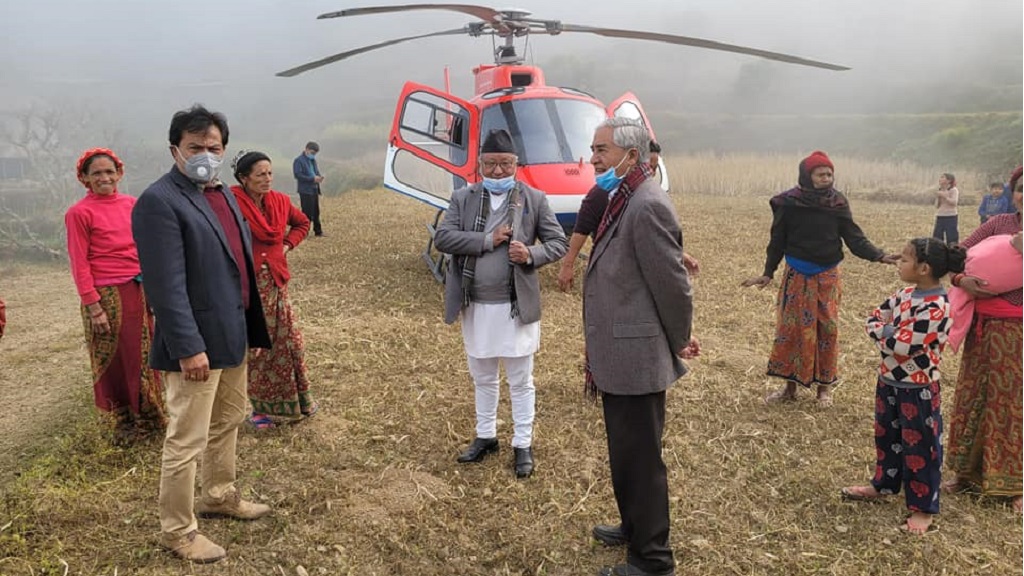 कांग्रेस सभापति देउवा चढेको हेलिकप्टर आकस्मिक अवतरण