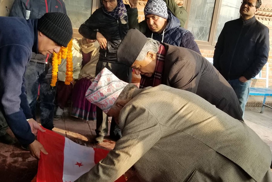 कांग्रेस नेता रेग्मीको निधन, सभापतिसहित शीर्ष नेताद्वारा श्रद्धाञ्जली