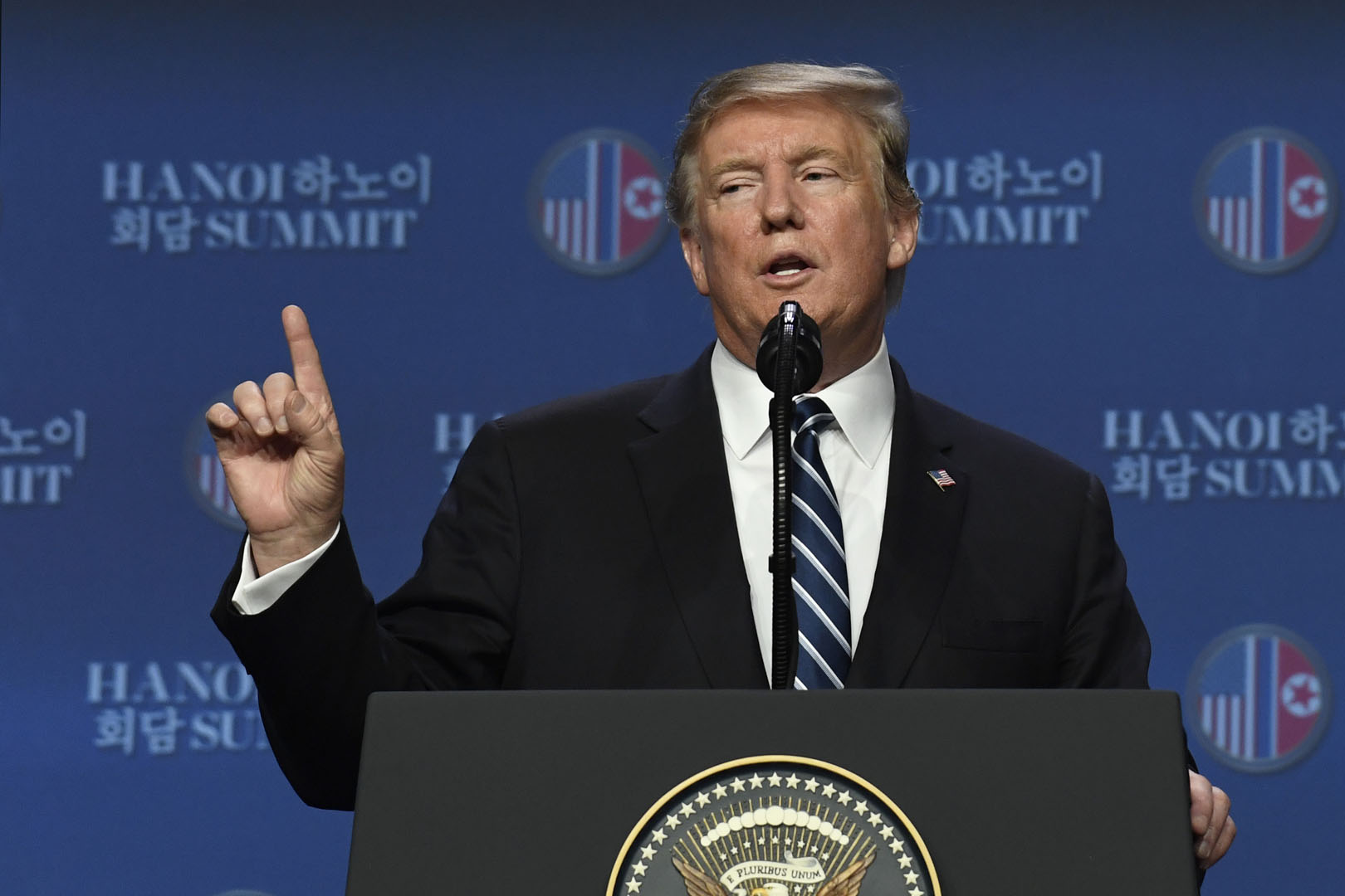 भारत–पाकिस्तानको युद्ध म मिलाउँछुः ट्रम्प