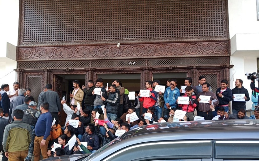 केही सेकेण्डले जोगियो काठमाडौं आउँदै गरेको इत्तेहाद एयरलायन्सको जहाज