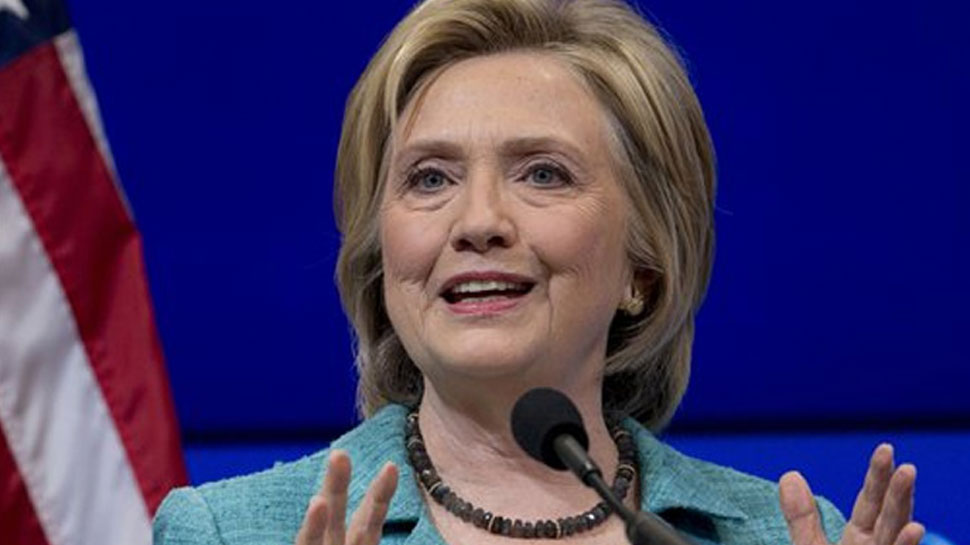 क्लिन्टन आगामी वर्ष हुने अमेरिकी राष्ट्रपति निर्वाचनमा उम्मेदवार नबन्ने