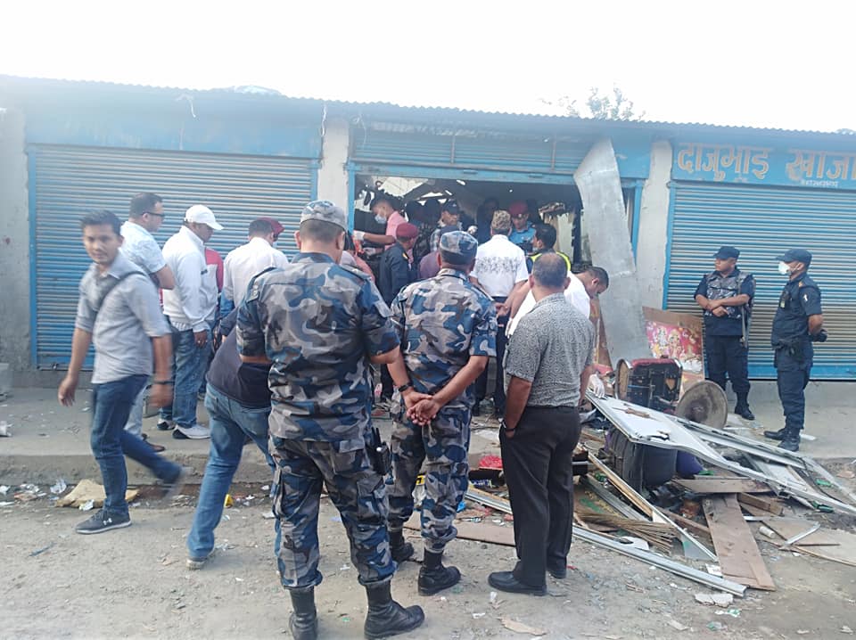 टाइम बमको समय मिलाउन नजान्दा १२ घण्टा पहिला नै विस्फोट