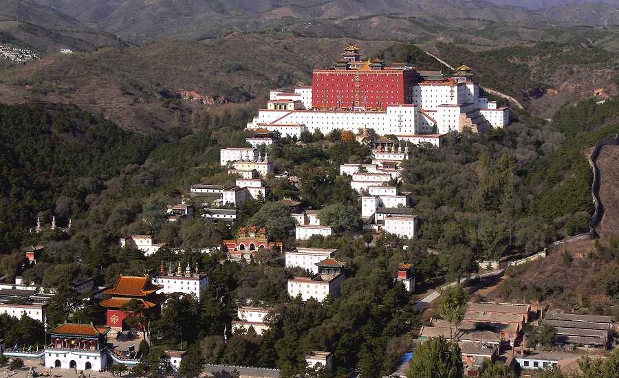 विकासको ‘तिब्बत नमूना’ संसारलाई देखाउन चाहन्छ चीन