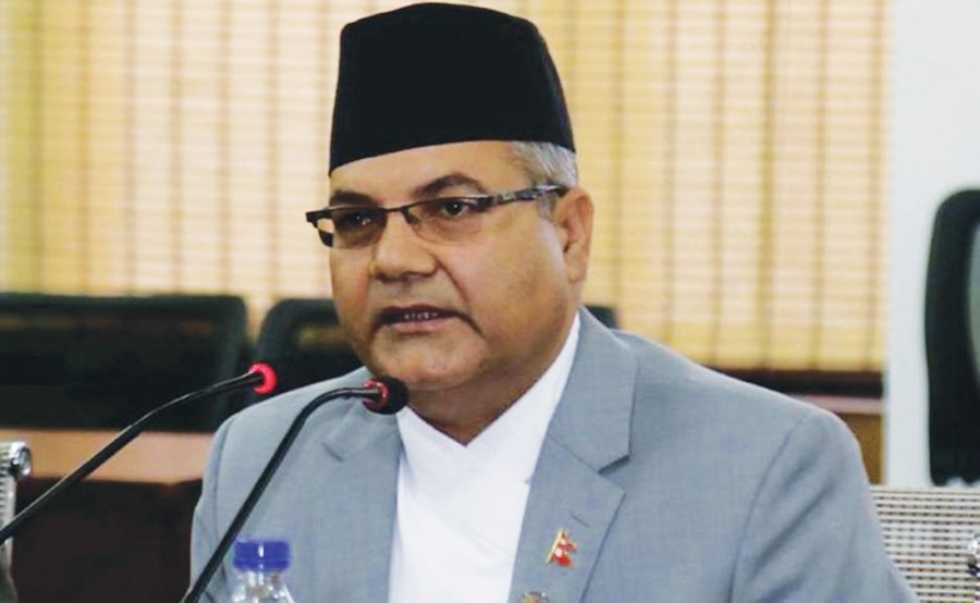 सरकार तत्काल परिवर्तन हुँदैन, हल्लाका पछि नलाग्न सञ्चारमन्त्रीकाे आग्रह