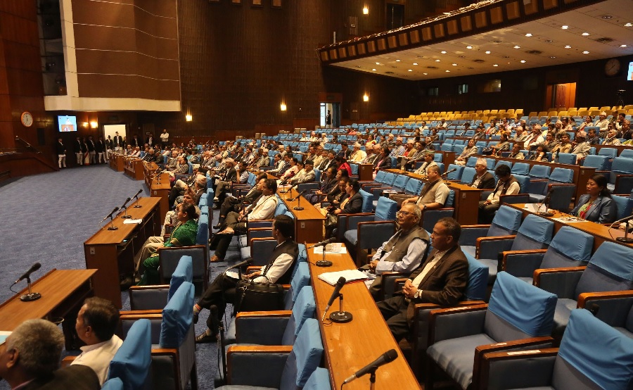 लोकसेवाको विज्ञापन सच्याउन माग गर्दै सांसद, प्रतिनिधसभामा दुई प्रतिवेदन पेश