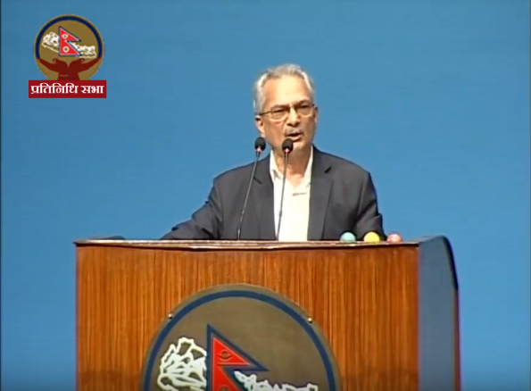 अर्थमन्त्रीले डराएर बजेट ल्याए :  बाबुराम