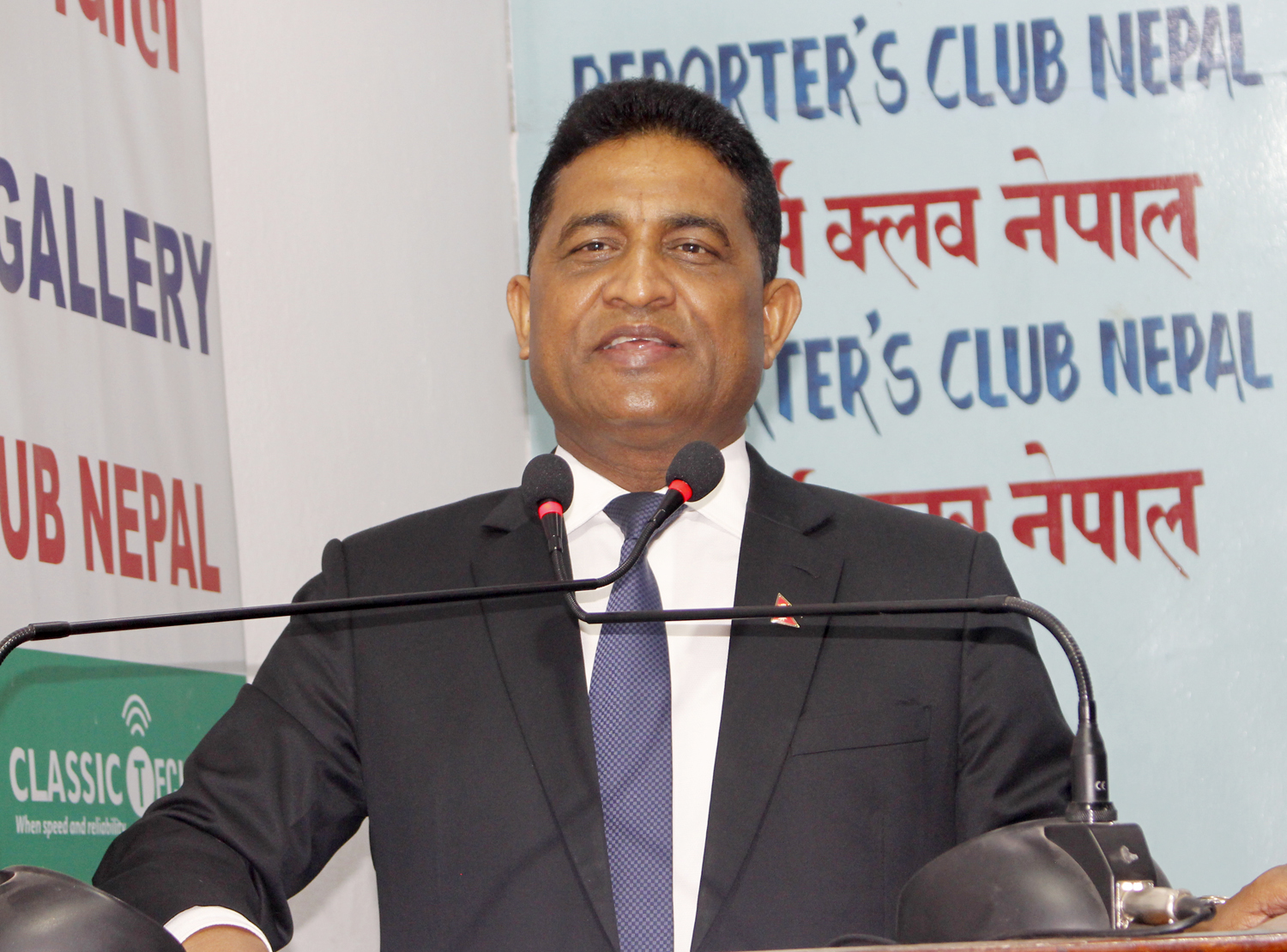 मन्त्रीपरिषद पुनर्गठन हल्लामात्रै: मन्त्री महासेठ