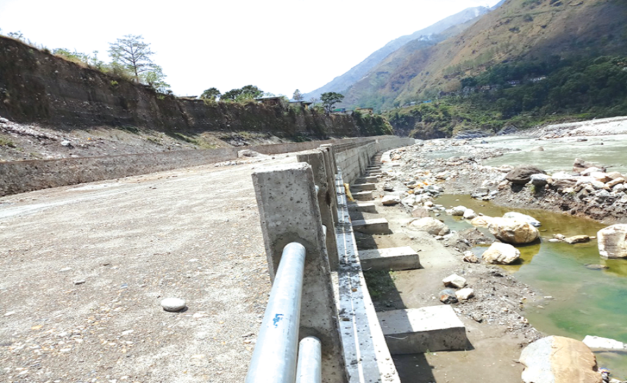 २१ किलोमिटर तटबन्ध निमार्ण पूरा हुने