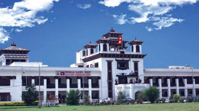 उपनिर्वाचनः करिब साढे चार लाख मतदाता