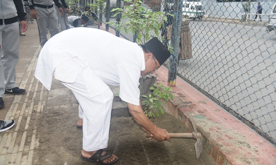 त्रिपुरेश्वरदेखि जमलसम्मको बाटोमा वृक्षारोपण, ५ सय विरुवा रोप्ने