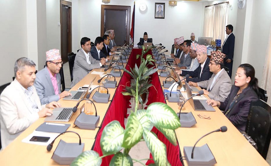 ६ जना मन्त्री हटाउने ओलीको तयारी