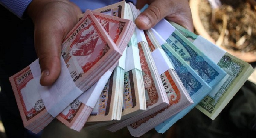 पाँचै दिनमा ८ अर्ब बराबरको नयाँ नोट साँटियो