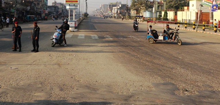 तरुण दलद्वारा नेपालगन्ज बन्द