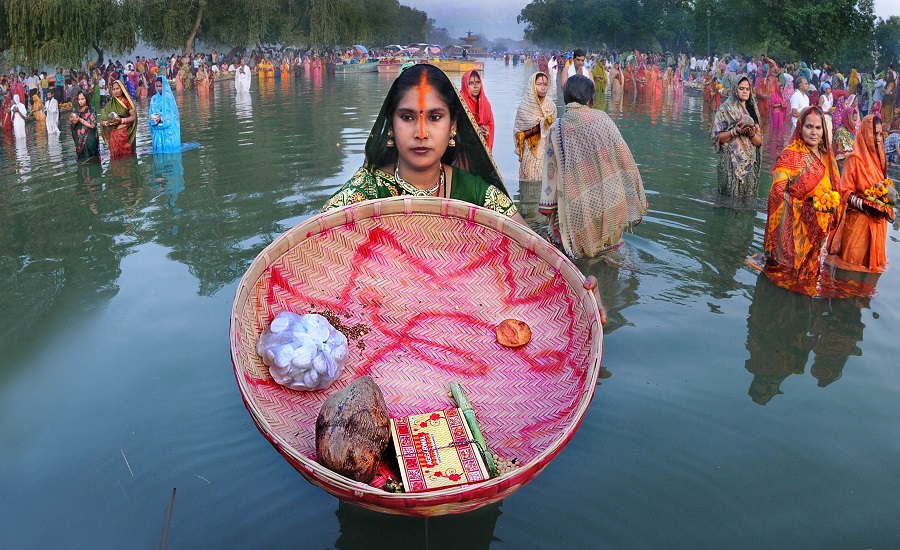 छठपर्वका लागि नदी किनार सिङ्गारिँदै