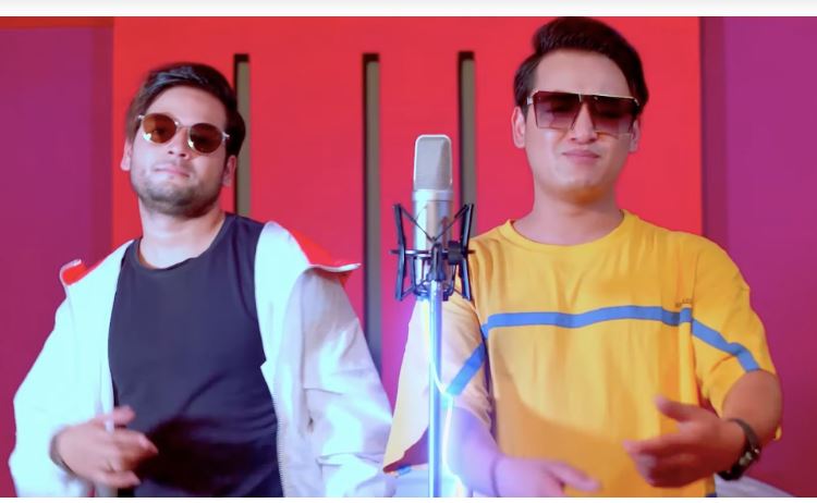 नायक सलोन र आमेशले गाए यस्तो गीत (भिडियो सहित)