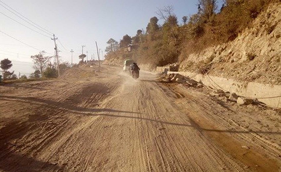 सडक निर्माणमा ढिलासुस्ती