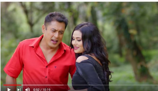 विमल डाँगी र बिष्णु माझीको मार्मिक लोकदोहोरी गीत ‘आकाशैको जुन तारालाई’ (भिडियो सहित)
