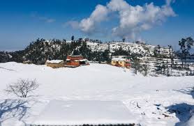 हिउँमा फसेका दुईको उद्धार