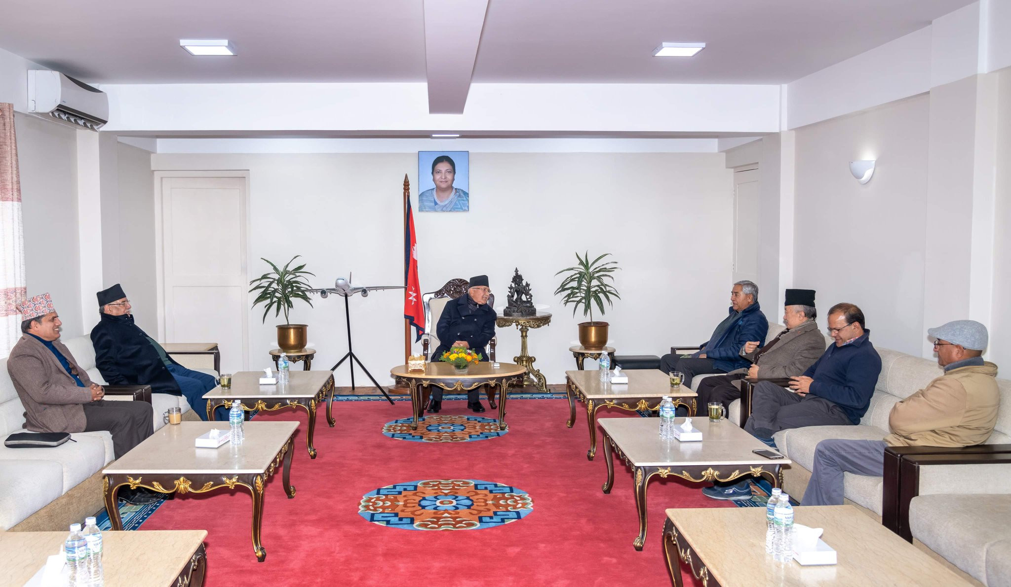 द्वन्द्वकालीन मुद्दा टुंग्याउन शीर्ष नेताहरूबीच छलफल