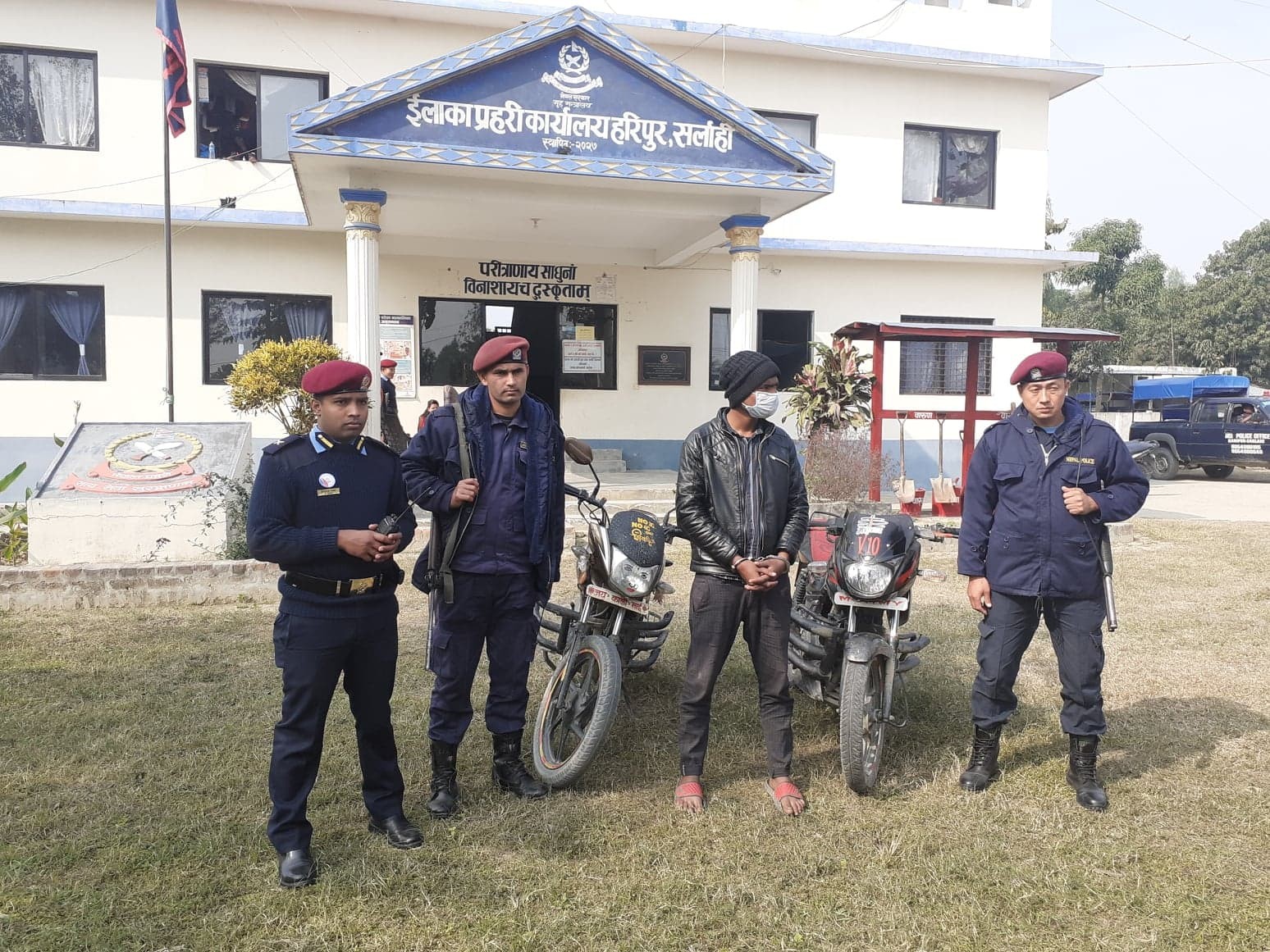 सर्लाहीमा लुटपाटमा संलग्न एक पक्राउ, ५ जना फरार