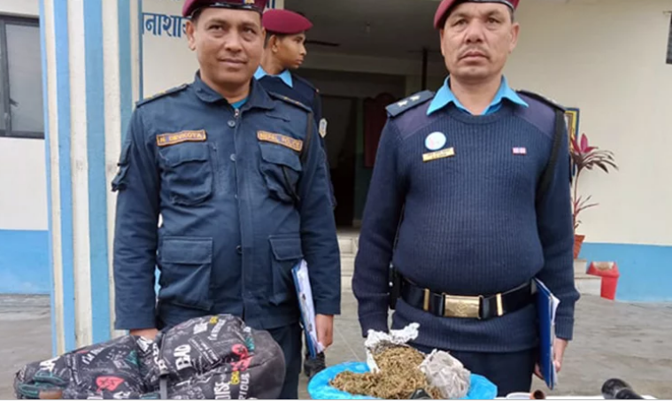 लागूऔषध अखडामा प्रहरी छापा, ७ जना पक्राउ