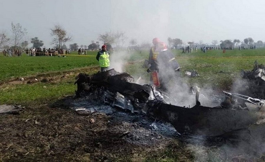 पाकिस्तानी एयरफोर्स जहाज दुर्घटना