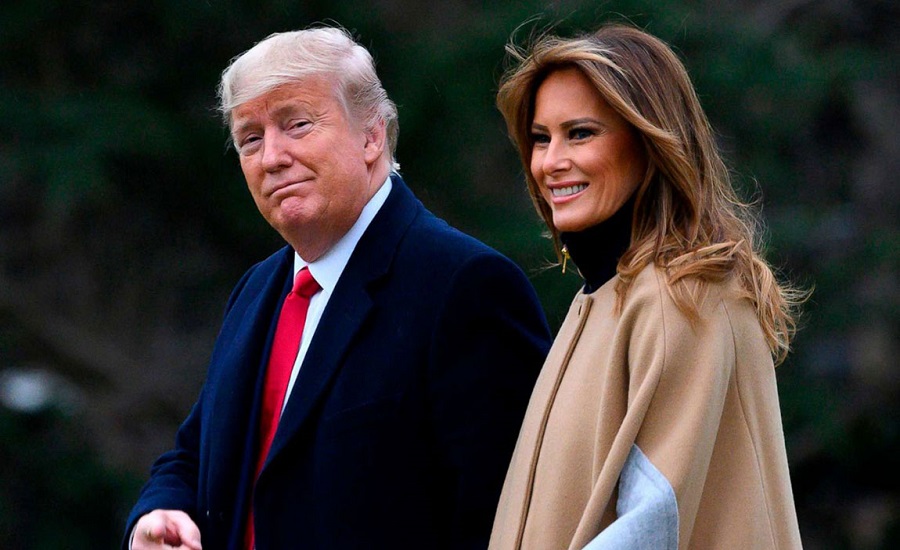 ट्रम्प र उनकी पत्नी भारत भ्रमण गर्दै