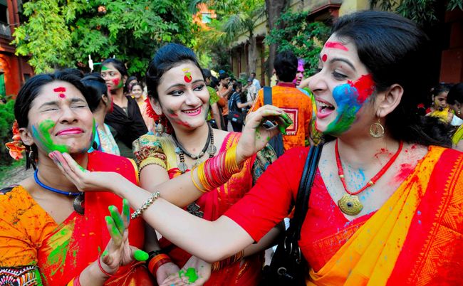 मिथिलाञ्चलमा आजैदेखि विधिवत् होली शुरु
